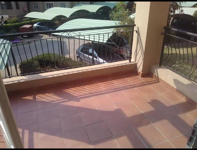 2 BEDROOM APARTMENT FOR SALE IN CASTLEVIEW